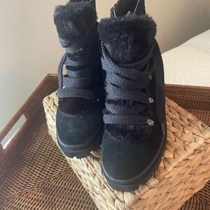 Blondo Black Suede Waterproof Boots NWT Size 9M